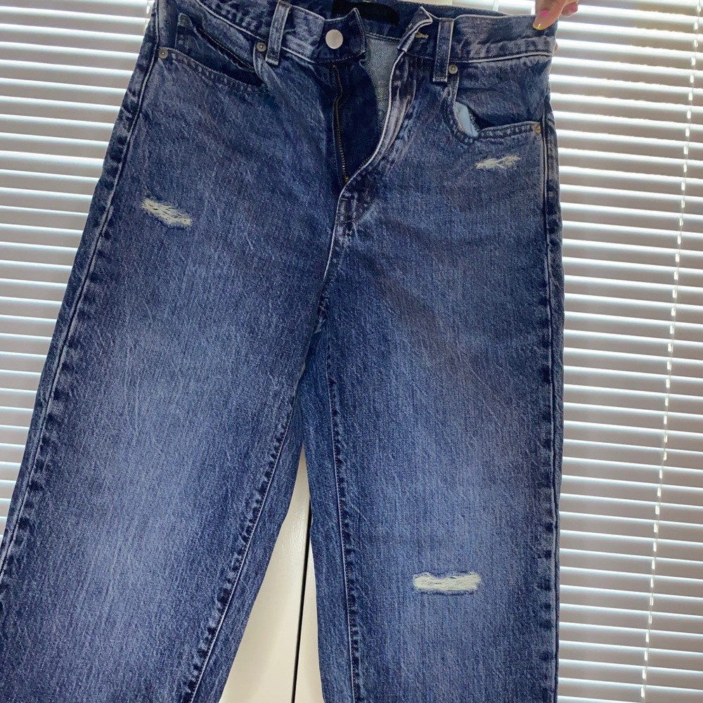Ripped mom jeans